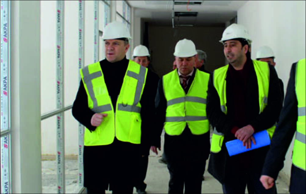 Uzunköprü Belediye Başkanı Enis İşbilen,  belediye faaliyetleri ile ilgili olarak