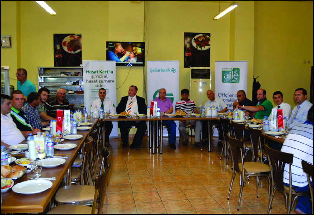 Şekerbank Uzunköprü Şubesi her sene düzenlediği iftar geleneğini bu yılda