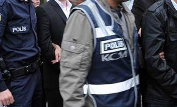 Yasadışı yollardan yurtdışına çıkmaya çalışan 8 göçmen Serem köyünde yakalandı.