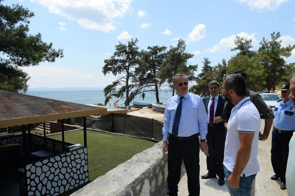 Edirne Valisi Günay Özdemir, “Yanan ormanlık alan tekrar ağaçlandırılacak.” dedi.