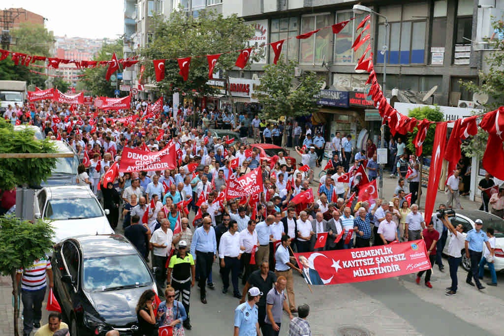 Tekirdağ Büyükşehir Belediyesi tarafından FETÖ’nün darbe girişimine tepki göstermek amacıyla “Demokrasiye Bağımsızlık