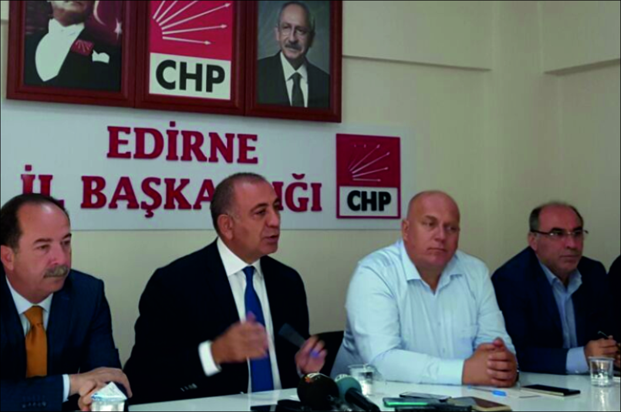 CHP İstanbul Milletvekili Gürsel, CHP Edirne İl Başkanlığı binasında, CHP