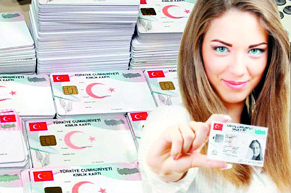 Başbakan Binali Yıldırım, 65. hükümetin 100. gününü anlatırken yeni kimliklerle