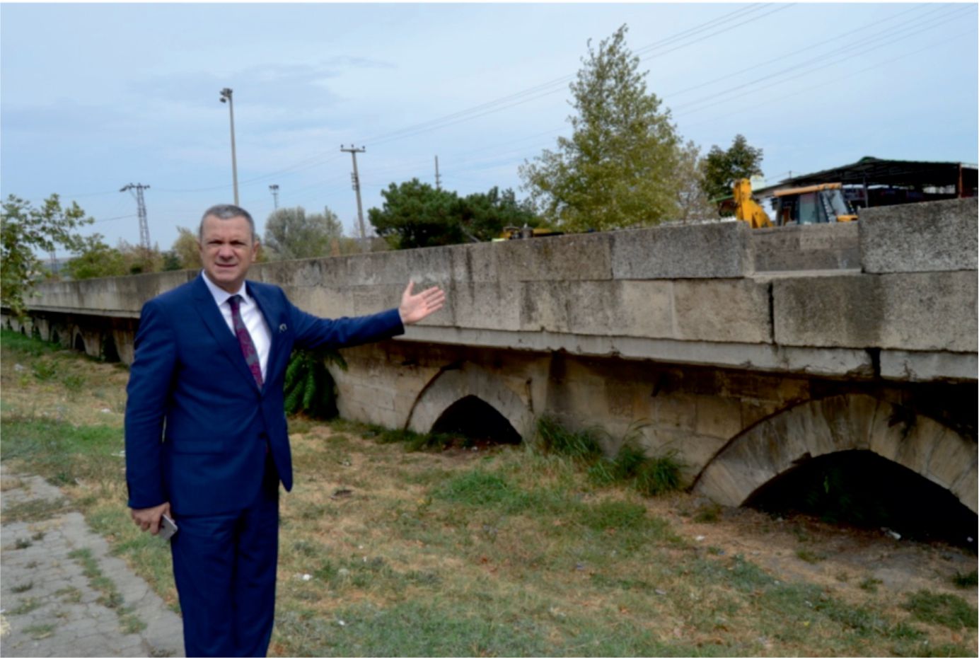 Dünyanın en uzun taş köprüsü olma özelliğini koruyan tarihi köprünün