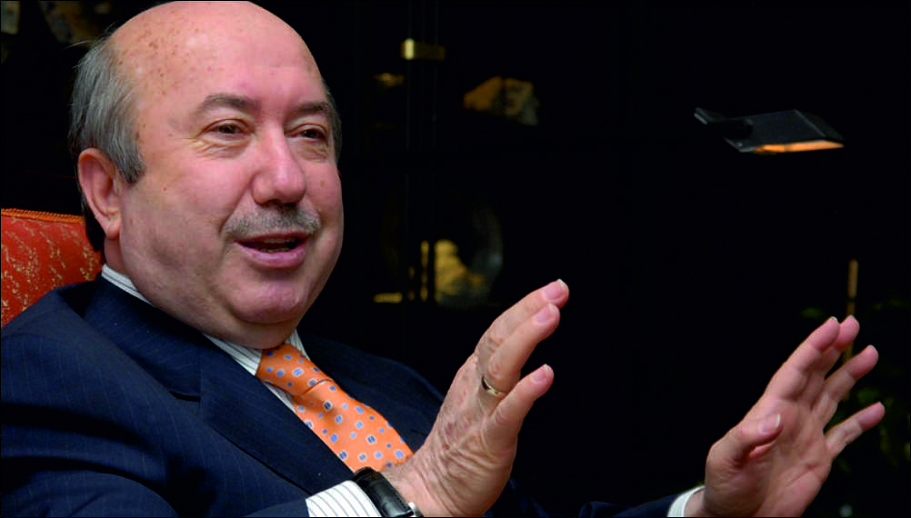 Uzun bir süredir organ yetmezliğinden tedavi gören Maliye eski Bakanı