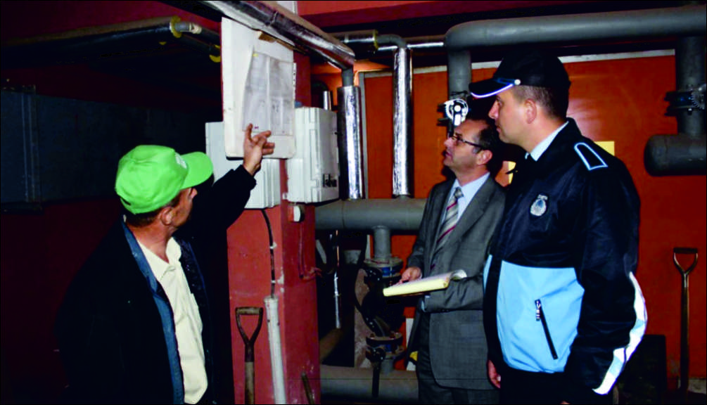 Uzunköprü Belediyesi Çevre Koruma ve Kontrol Müdürlüğü’nce katı yakıtla ısınan