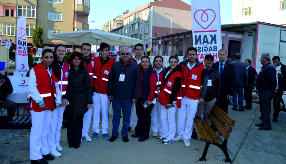 Kızılay haftası dolayısıyla bu yıl ilçemizde büyük bir kan bağışı