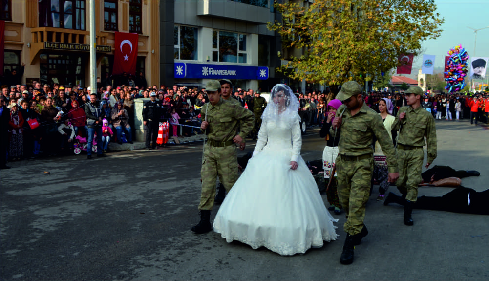Trakya’da il ve ilçelerin kurtuluş bayramları start almaya başladı. Tekirdağ’ın