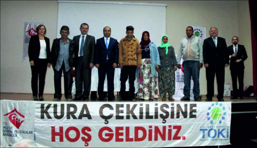 Meriç  Belediye Konferans Salonunda dar gelirli vatandaşlara yönelik yapılan Sosyal