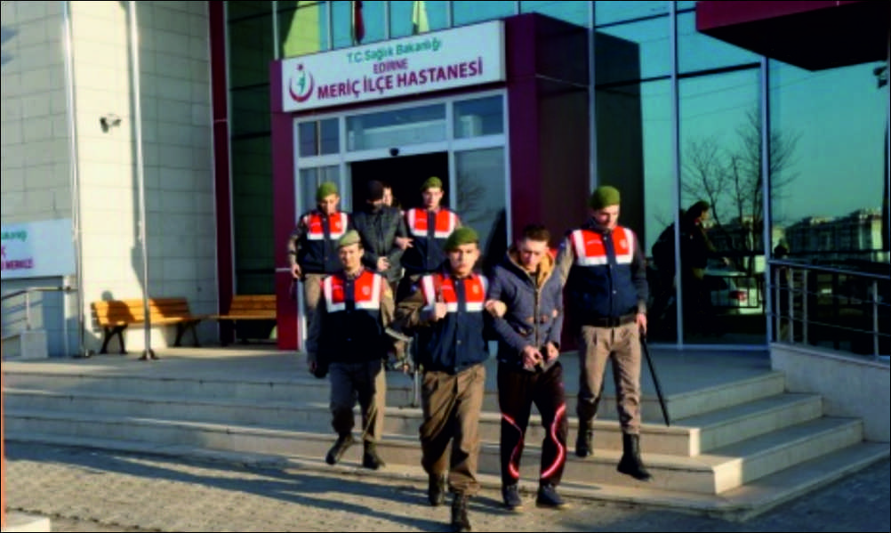 Edirne’nin Meriç ilçesinde, Yunanistan’a kaçmaya çalışırken jandarma ile yaşanan kovalamaca