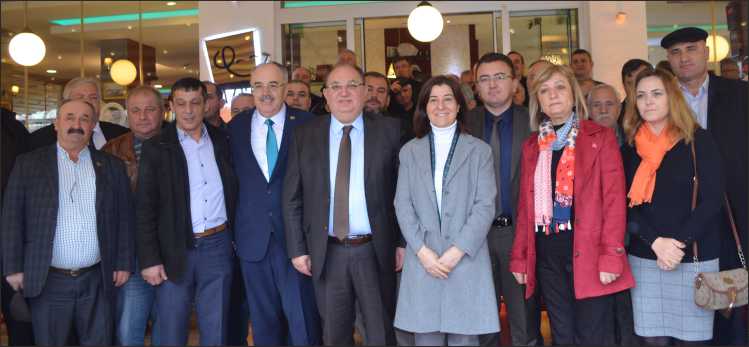 Uzunköprü Köy ve mahalle muhtarları dün düzenlenen organizasyonda AK Parti