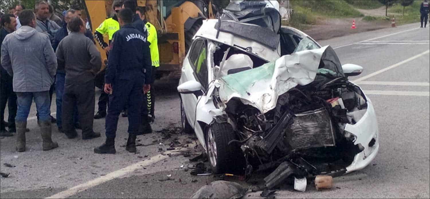 İlçemiz Kırcasalih beldesinde dün saat 13.00 sularında yaşanan Trafik kazasında