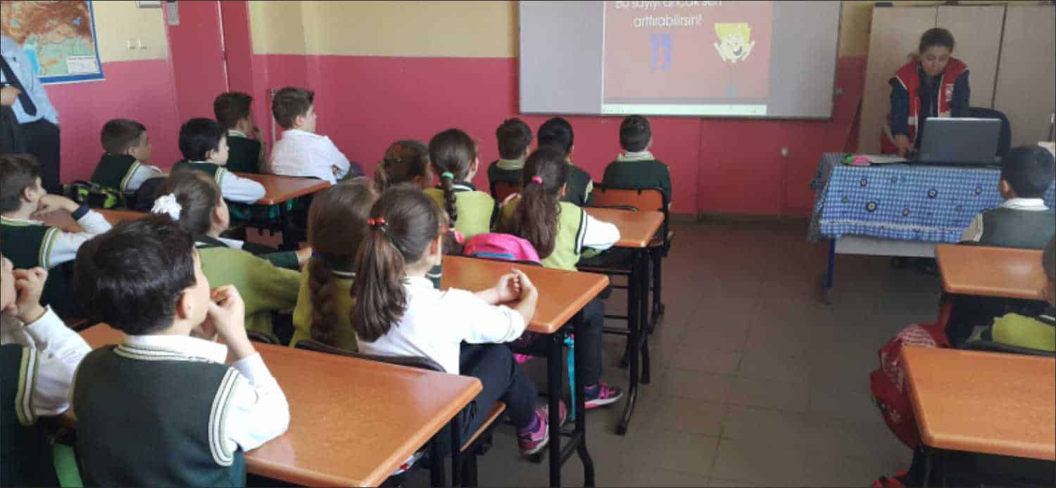 “Her Bağış-Üç Hayat” sloganı adı altında ilçemize bağlı okullarda düzenlenen