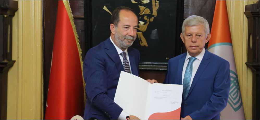 Gazeteci ve televizyon program yapımcısı Adem Özsoy, Edirne Belediye Başkanı