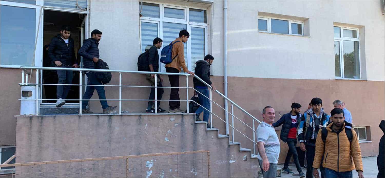 İlçemizde son dönemde artan göçmen kaçakçılarına yönelik denetimlerde bir başarılı