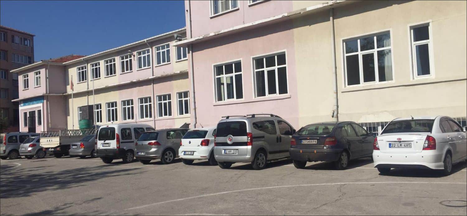 Otopark yönetmeliğinde mayıs ayında yapılan değişiklikle birlikte Milli Eğitim Bakanlığı’na