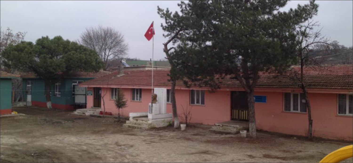 Köylerde yeterli öğrenci bulunmaması nedeniyle boşaltılan ve milli eğitim bakanlığı