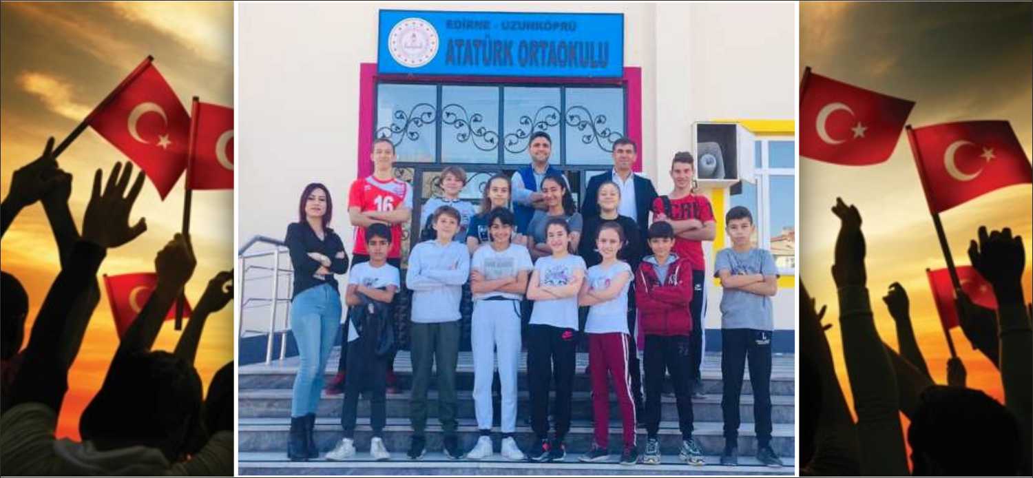 29 Ekim Cumhuriyet Bayramı kapsamında düzenlenen Cumhuriyet Koşusunda Ergene Stadı’nda