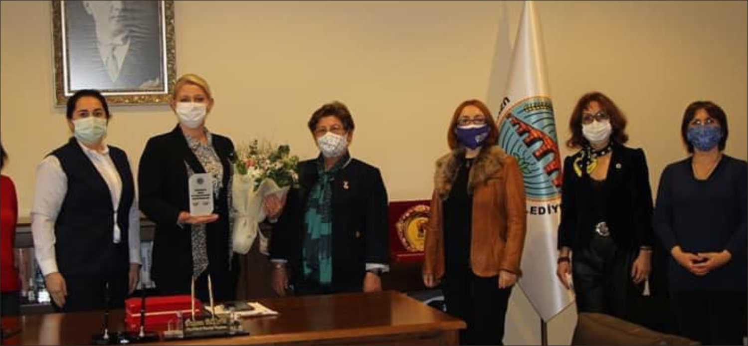 Türk Üniversiteli Kadınlar Derneği’nin her yıl düzenlediği “Önder Kadınlar Ödülleri”