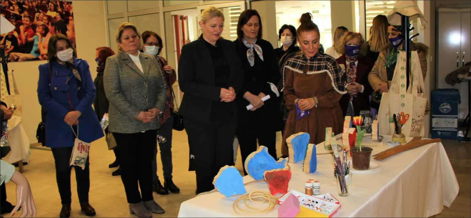 8 Mart Dünya Kadınlar gününde Uzunköprü Belediyesi kadın farkındalığını ön