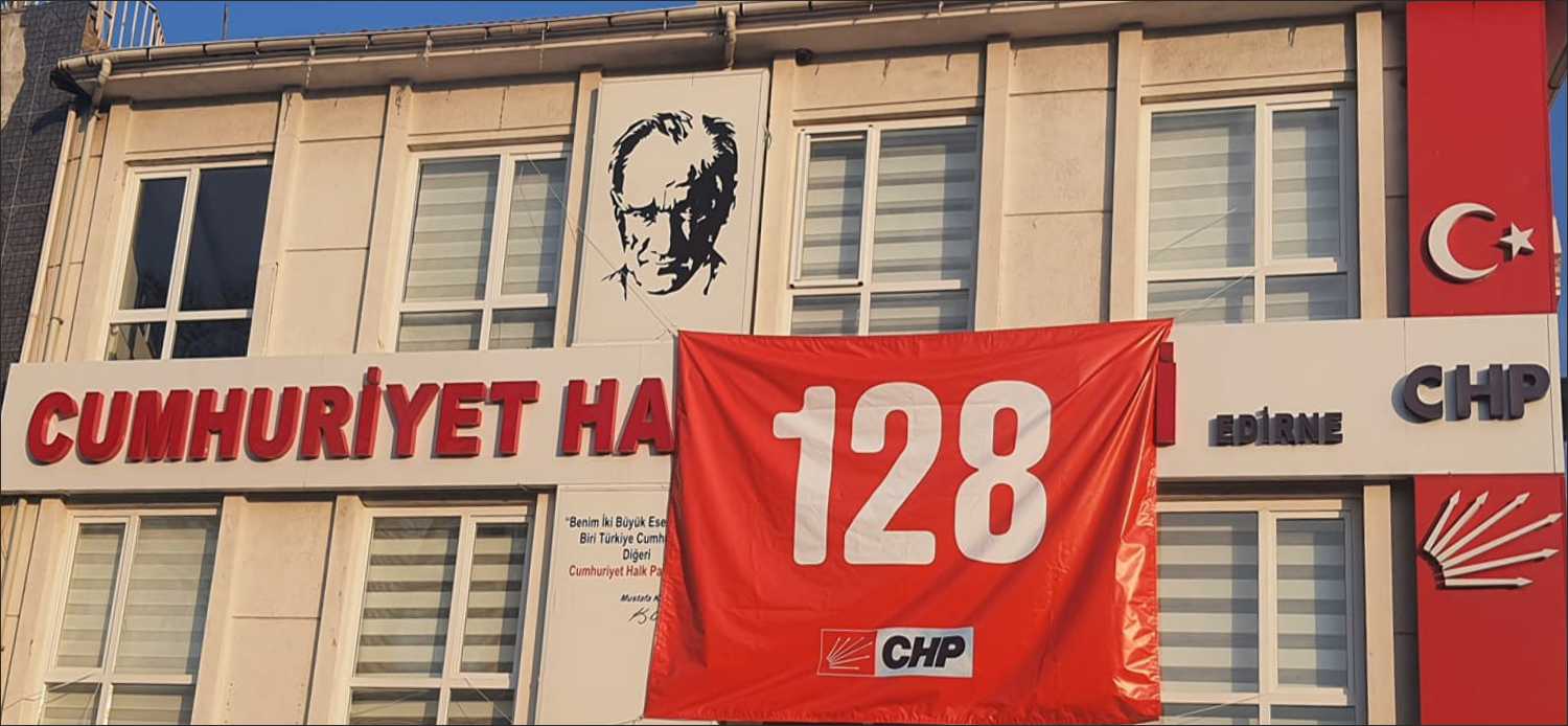 Edirne Valiliği, koronavirüs salgınıyla mücadele kapsamında il genelinde afiş ve