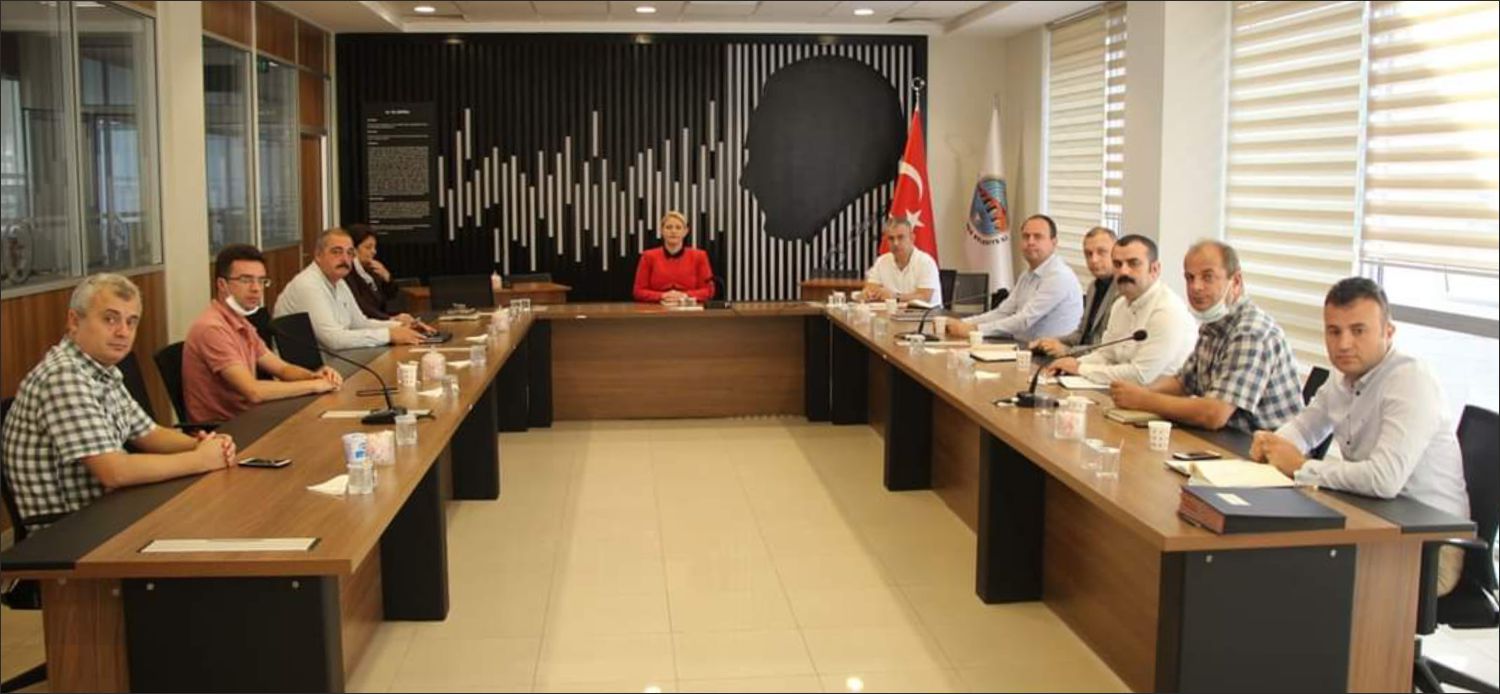 Uzunköprü Belediye Başkanı Özlem Becan, ilçe sorunlarının tek tek konuşulup