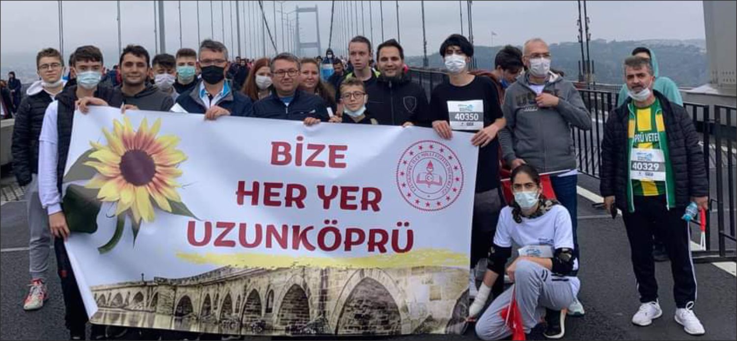 Dünyada iki kıta arasında koşulan tek maraton olma özelliğini taşıyan