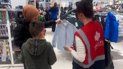 Bayram öncesinde çocukların yüzleri güldü, vakıf geleneğinin sosyal dayanışma ruhu