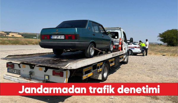 Uzunköprü Jandarma Komutanlığı ekiplerinin trafik denetimleri sürüyor.