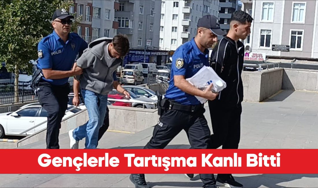 Tekirdağ'ın Çerkezköy ilçesinde bir kişiyi bıçakla yaraladığı iddia edilen 2