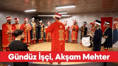 Kırklareli'nde belediye işçileri mesai sonrası mehteran oluyor.