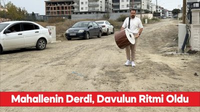 Tekirdağlı müzisyen bozuk yolları davul çalıp mani söyleyerek protesto etti