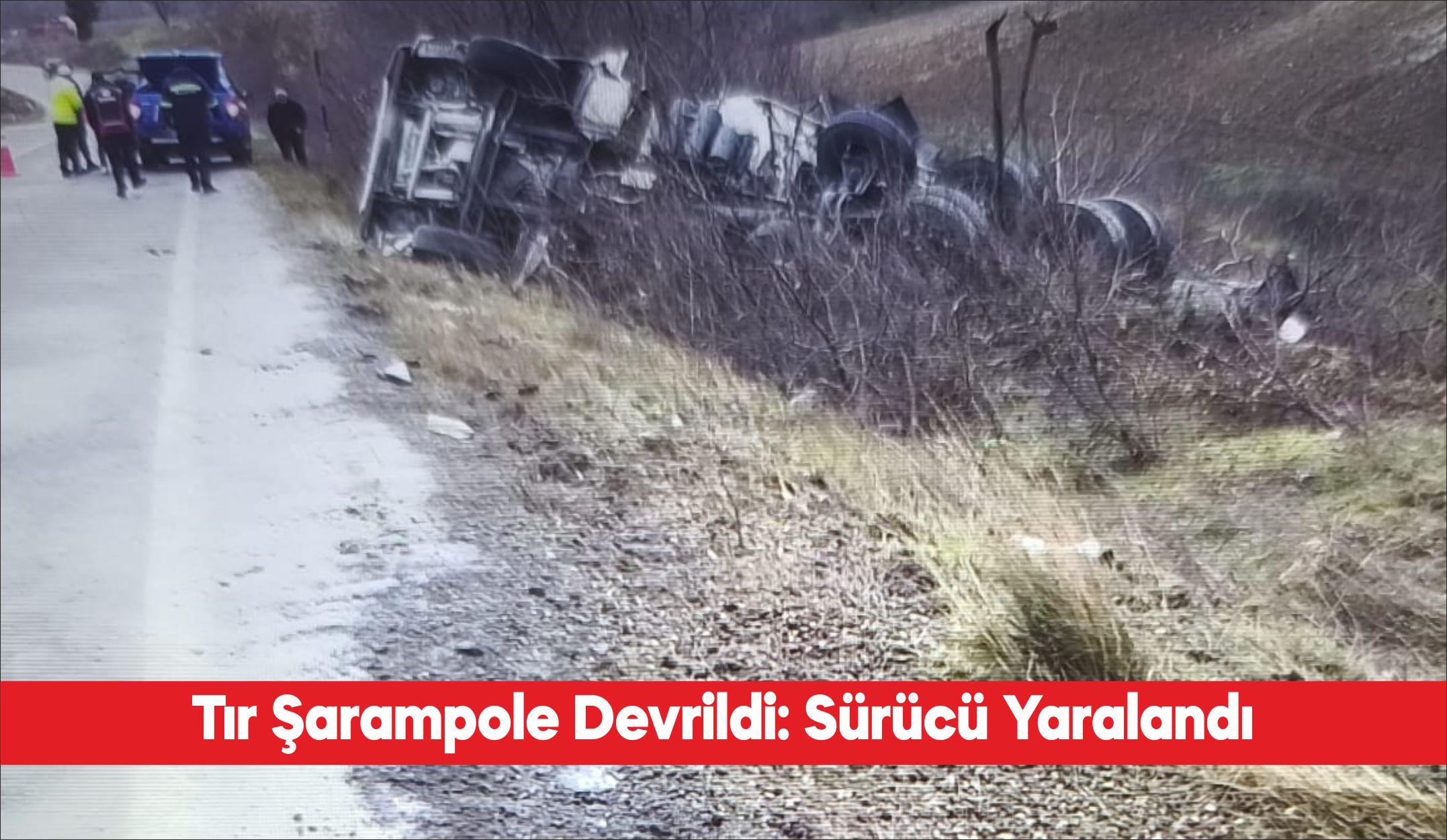 Kırklareli’nde şarampole devrilen tırın sürücüsü yaralandı. E.Y. idaresindeki 34 VP