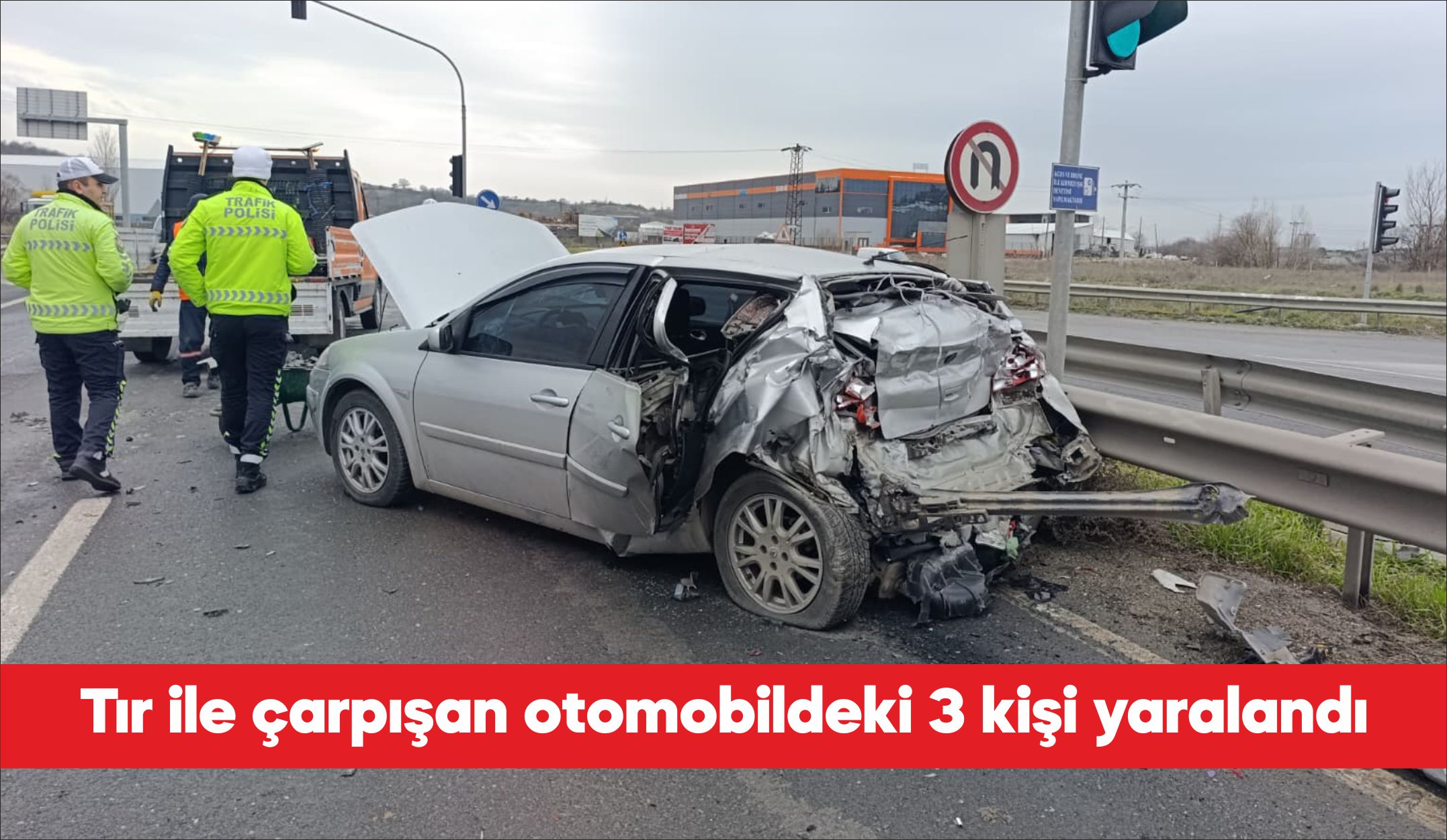 Tekirdağ’ın Çerkezköy ilçesinde tır ile çarpışan otomobildeki 3 kişi yaralandı.