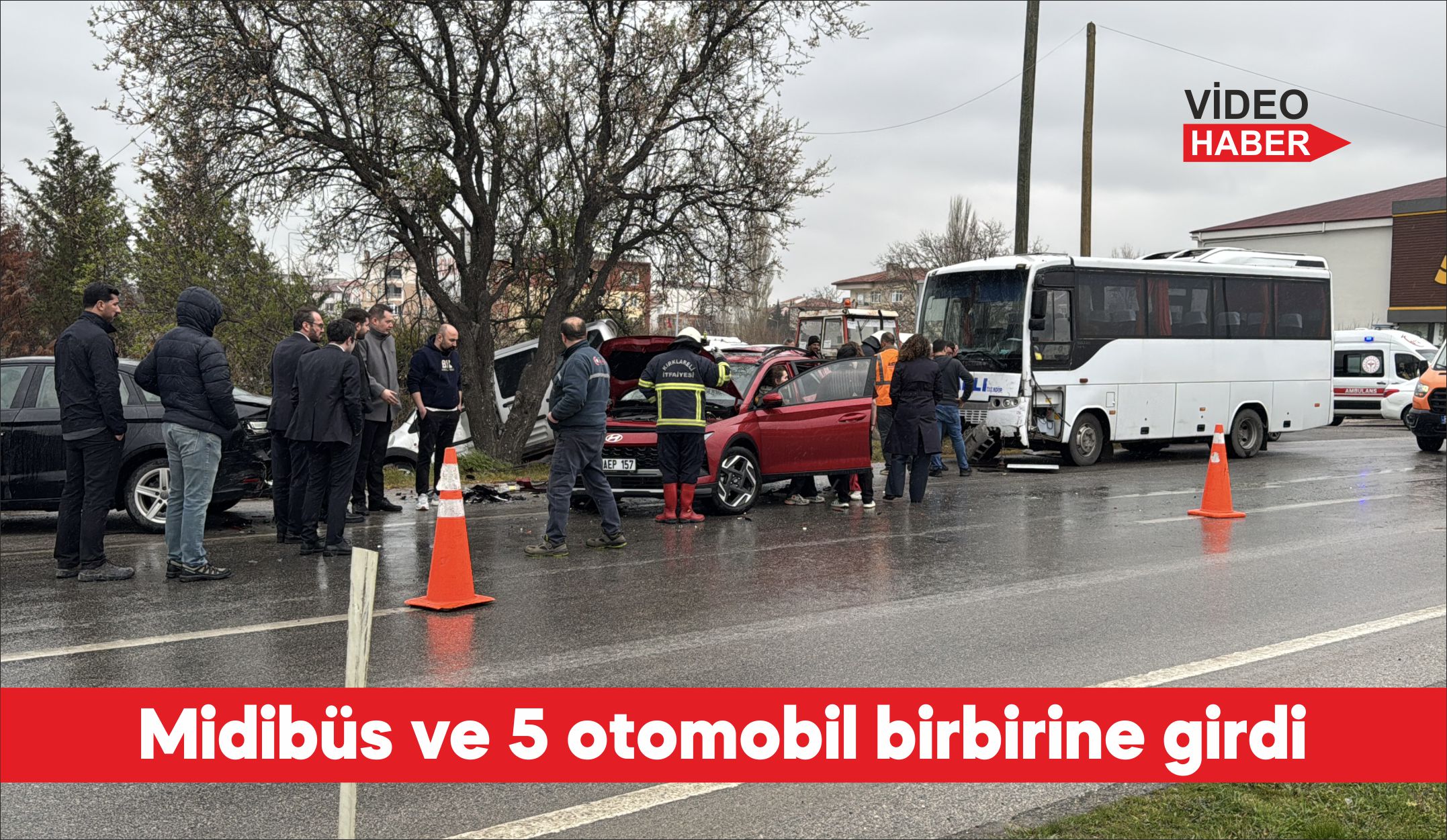 Kırklareli’nde 6 aracın karıştığı zincirleme trafik kazasında 5 kişi yaralandı.
