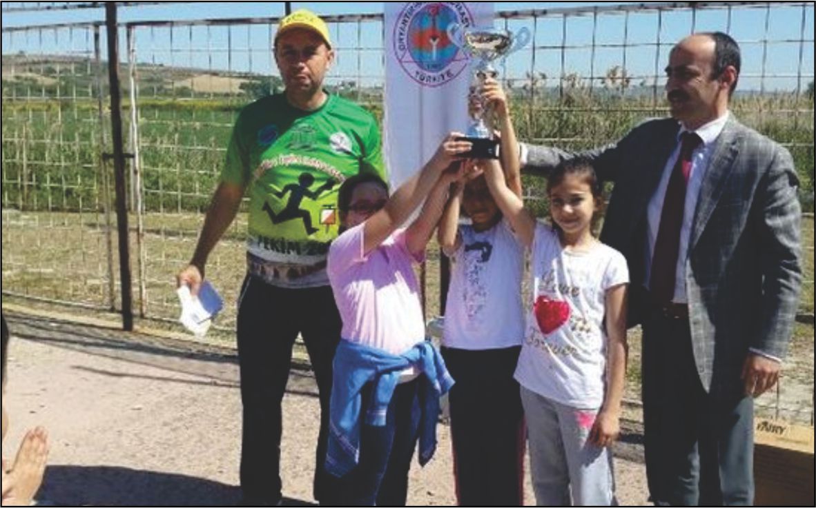 Rekor Denemesi Uzunköprü’de Yapıldı… Türkiye genelinde değişik okullardaki çocukların, aynı anda oryantiring yapmasının planlandığı