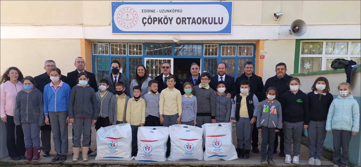 Edirne Valiliği himayesinde çocuk ve gençleri spora yönlendirerek sporu sevdirmek,
