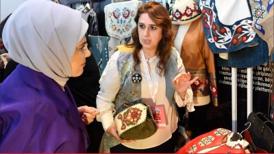 Cemre Çarşısı Projesi kapsamında düzenlenen etkinlikte, Edirne’de üretilen deri işleri