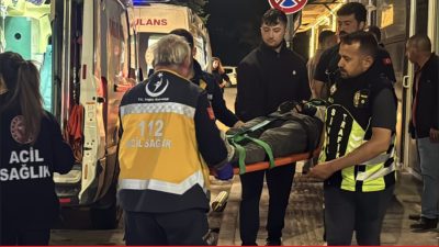 Edirne’de otomobille çarpışan motosikletteki 2 kişi yaralandı. M.A’nın kullandığı 22