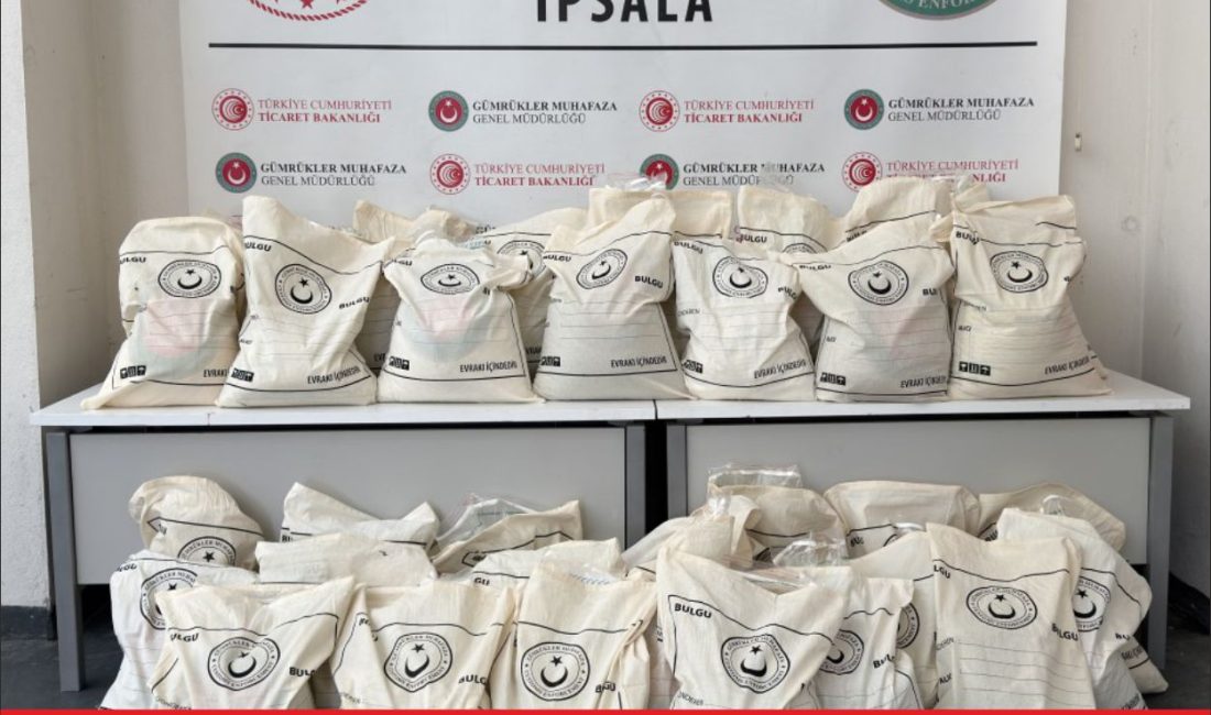 İpsala Sınır Kapısı’nda bir tırda yapılan aramada 1 ton 470
