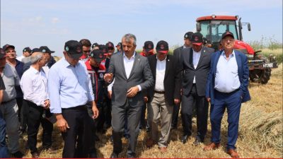 Edirne Valisi Yunus Sezer, mera ıslahı çalışmalarıyla hayvancılıkla uğraşan üreticilerin