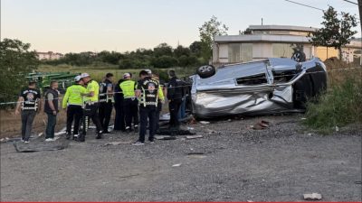 Tekirdağ’ın Süleymanpaşa ilçesinde yolcu midibüsüyle hafif ticari aracın çarpıştığı kazada