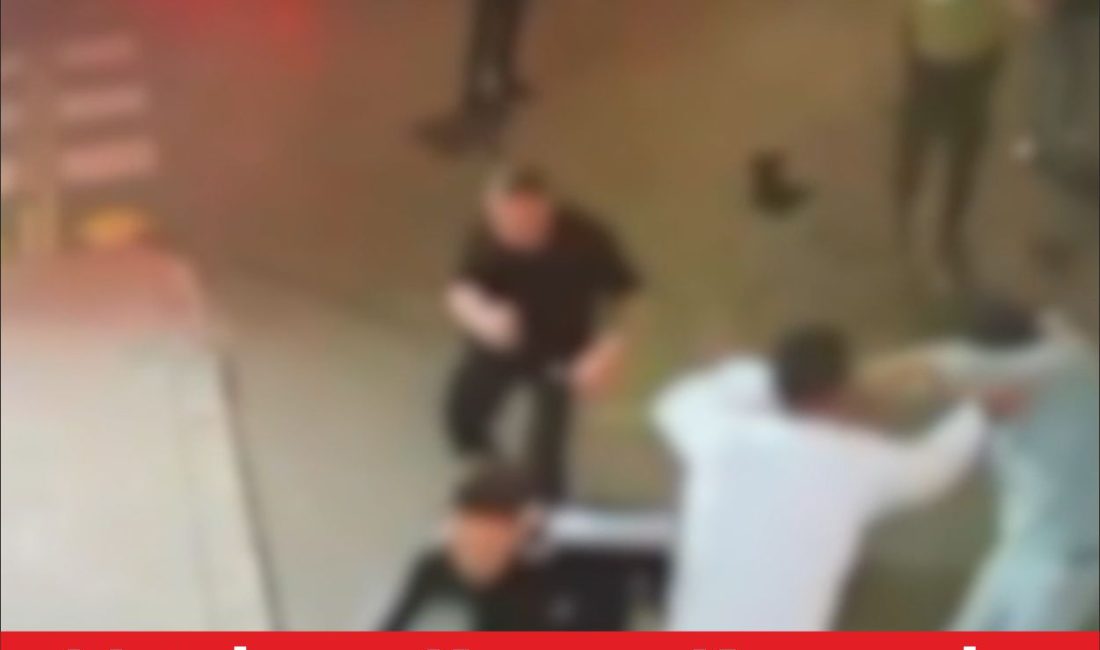 Tekirdağ’ın Çorlu ilçesinde motokuryeler arasında çıkan kavga güvenlik kameralarına yansıdı.