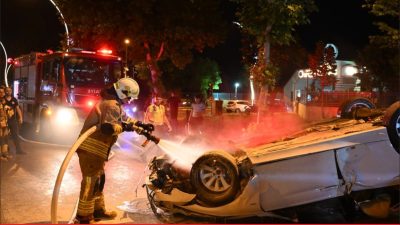 Edirne’de refüje çarpıp devrilen otomobilde 1 kişi yaralandı. A.S. idaresindeki