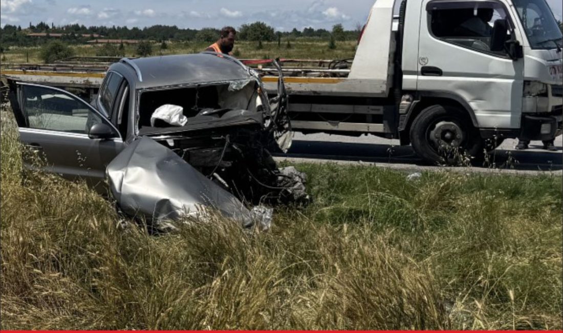 Edirne’de tır ile SUV tipi aracın çarpışması sonucu 1 kişi