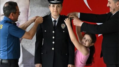 Edirne İl Emniyet Müdürlüğünde görev yapan ve bir üst rütbeye